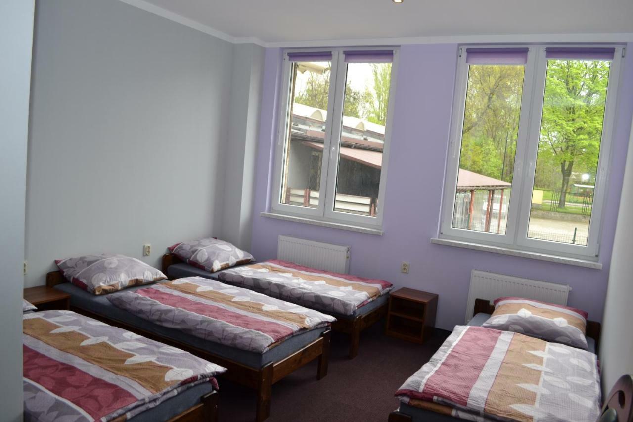 Hostel Mikolajczyka59 Sosnowiec Buitenkant foto